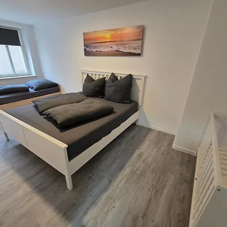 75m2 In Zittauer Stadtzentrum Innenstadt Innenring Lage - Wohnen Auf Zeit In - 3 Raum