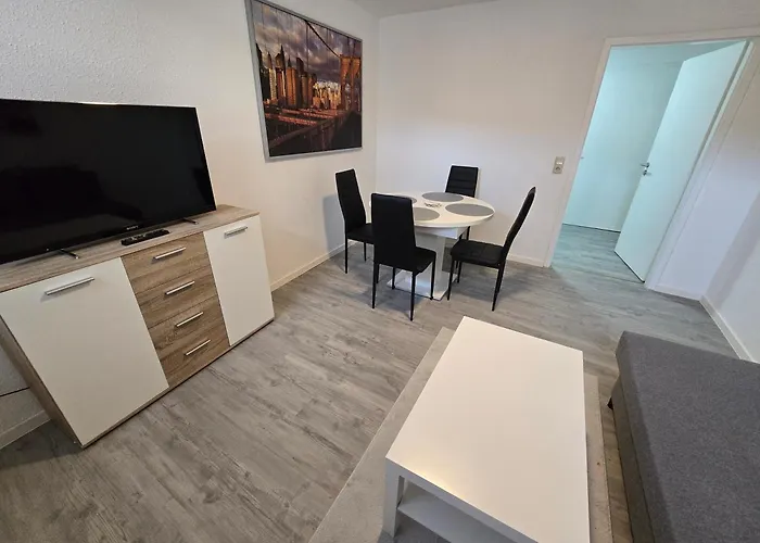 Apartment 75m2 In Zittauer Stadtzentrum Innenstadt Innenring Lage - Wohnen Auf Zeit In - 3 Raum *