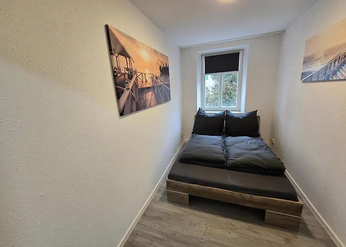 75m2 In Zittauer Stadtzentrum Innenstadt Innenring Lage - Wohnen Auf Zeit In - 3 Raum * Zittau