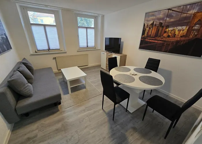 75m2 In Zittauer Stadtzentrum Innenstadt Innenring Lage - Wohnen Auf Zeit In - 3 Raum Apartment